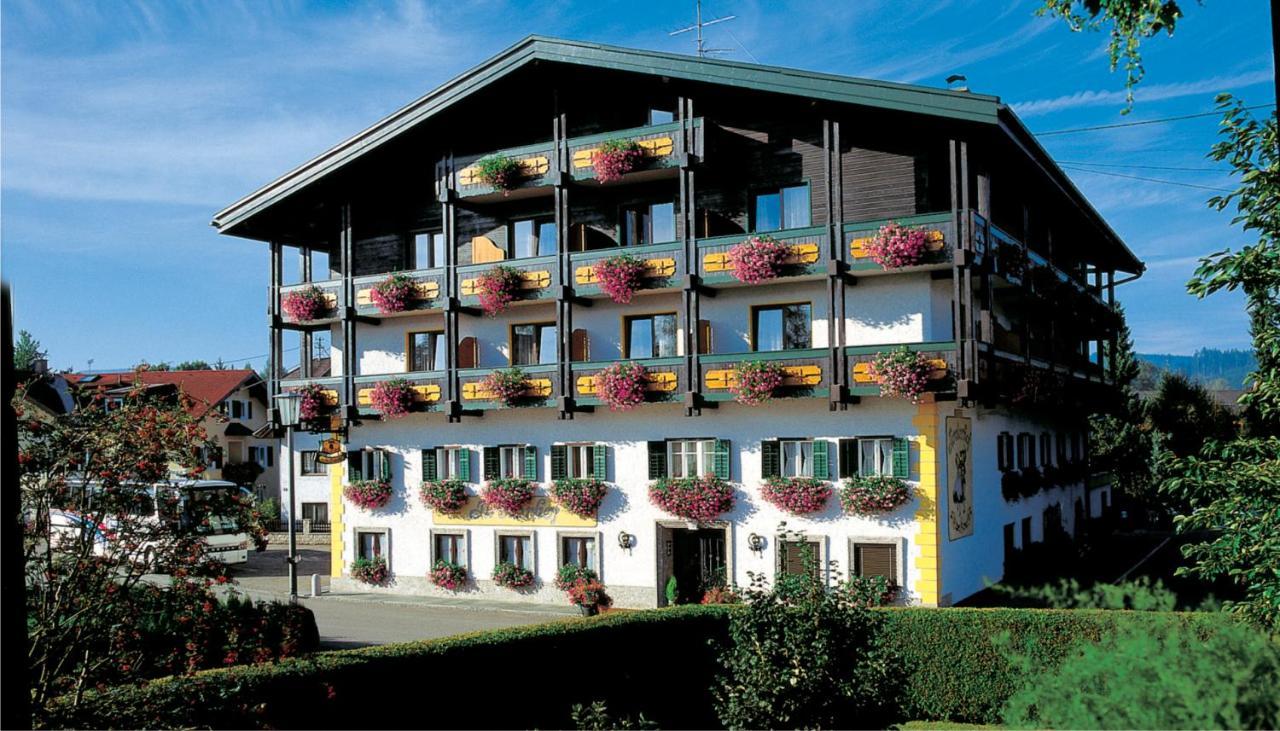 Tirolerhof Hotel Sankt Georgen im Attergau Exterior foto